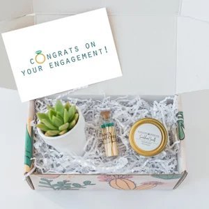 Engagement gift box